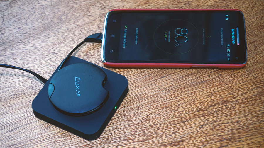 LUXA2 S100 Wireless Charger Review (9)
