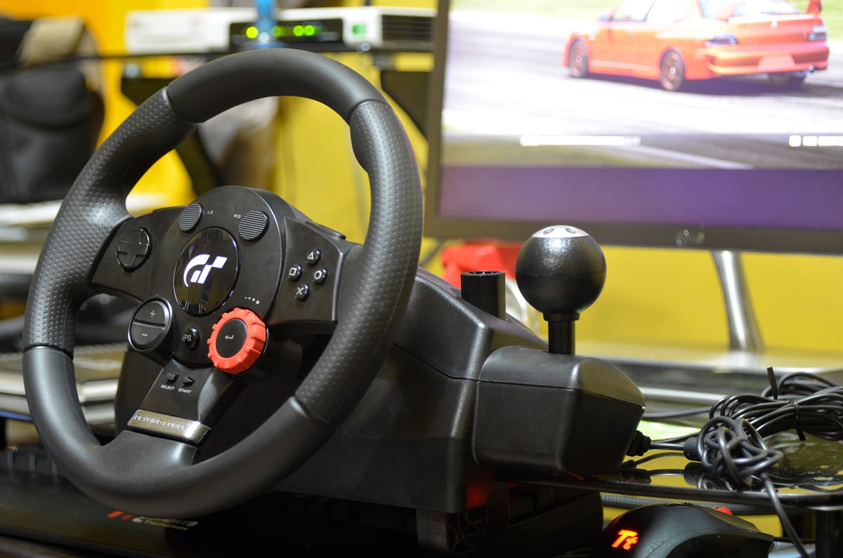 Logitech Driving Force Gt Racing Wheel Review Tech